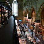 Interior de la librería Dominicanen en una antigua iglesia de Maastricht